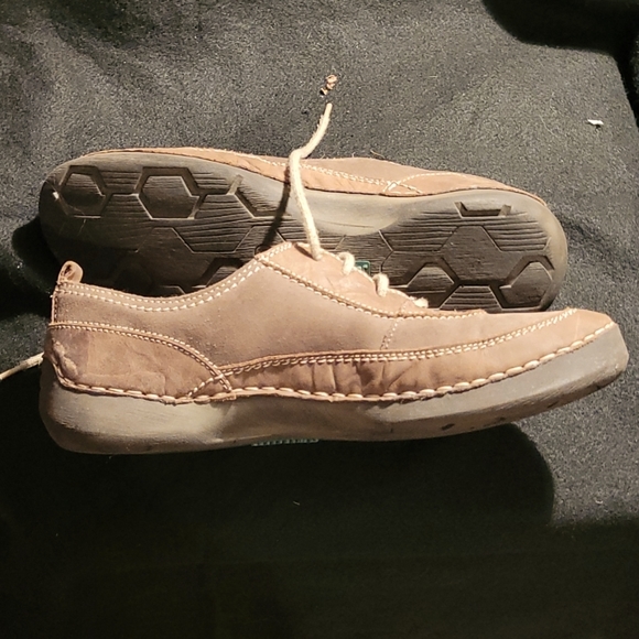 JOSEF SEIBEL All Leather ladies 'European Comfort Walking Shoe' - Picture 5 of 5